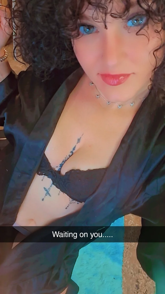 My body is your wonderland...... play with me please?!