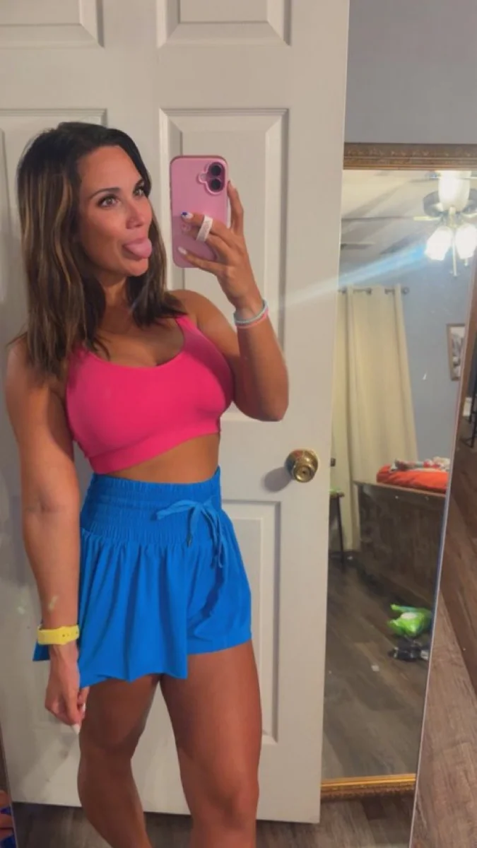 Am available for hookup